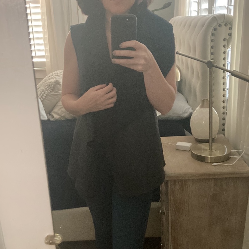 Ralph Lauren Shearling Faux Fur Black vest❄️ - Picture 6 of 6